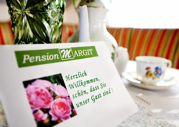 Margit Bed & Breakfast 3*